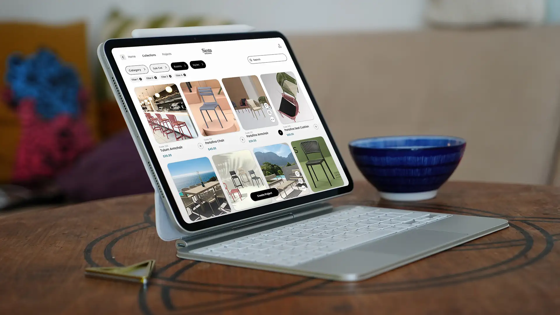 Siesta Exclusive uygulaması — iPad ekranında ürün katalog arayüzü, öne çıkan görsel